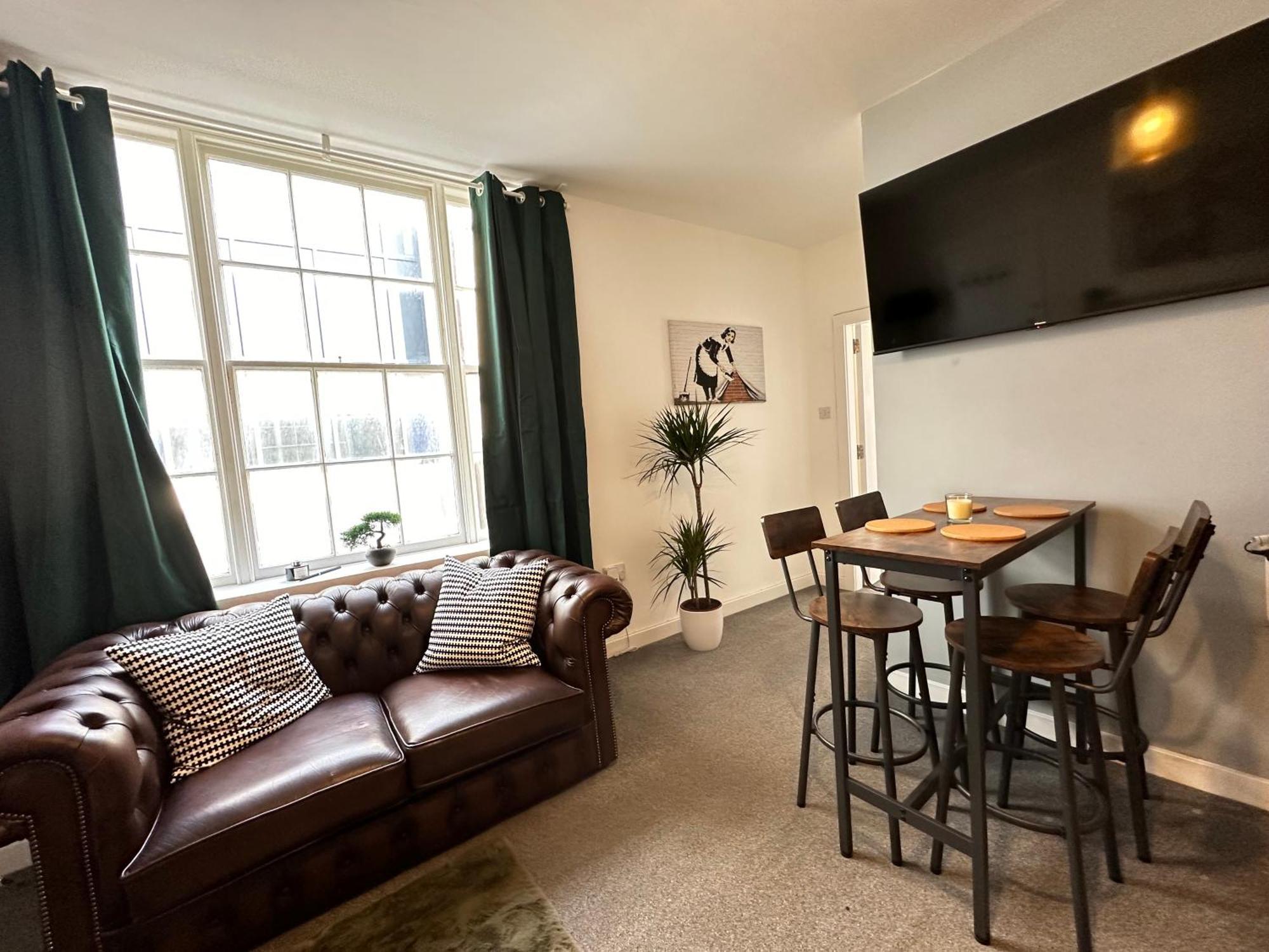 Land Of Ginger Apartment- Centre * Kingston upon Hull